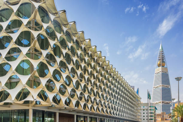 دور الأمن والسلامة في استدامة العقارات: ضمان بيئة آمنة وجاذبة